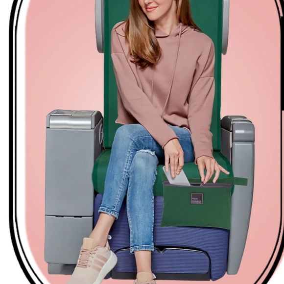 Airplane Black Seat Cover - Picture 4 of 8